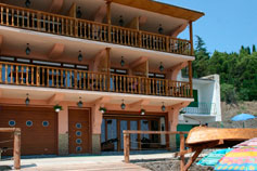 Гостиница Фрегат Санта-Мария в поселке Рыбачье